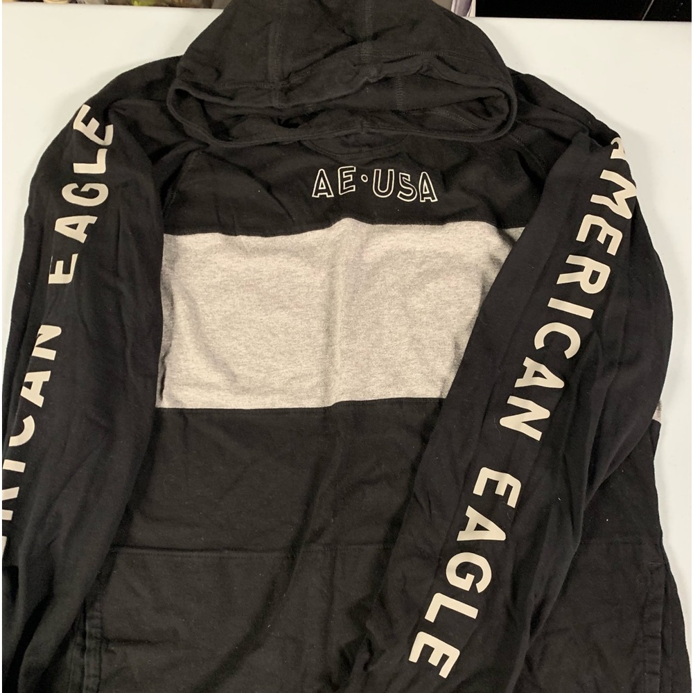 AE HOODIE